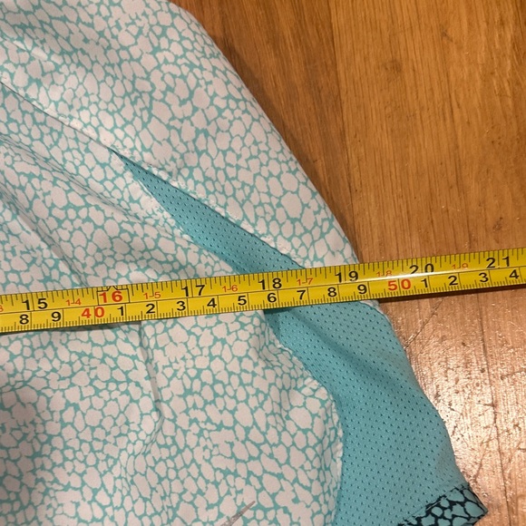 *last chance* Nike | Women's Light Blue Athletic Shorts - Picture 6 of 15